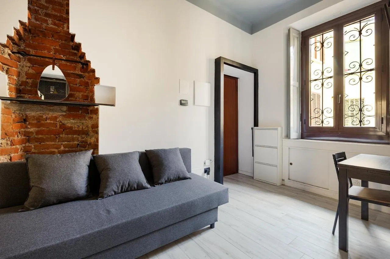 Cosy Apartment Milano-Porta Ticinese  Milan